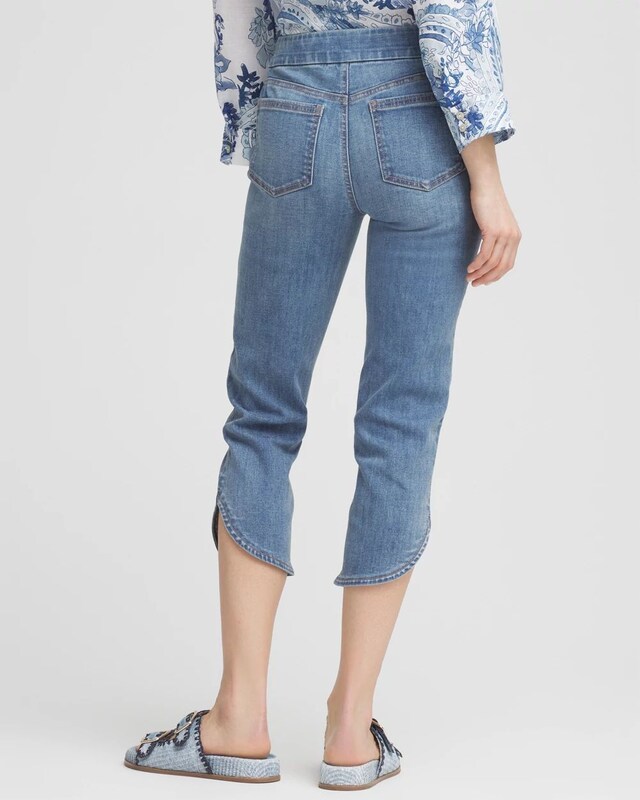 Pull-On Dolphin-Hemmed Capri Jeans - image 3